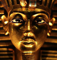 King Tut gold mask 2
